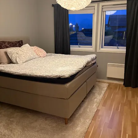 Soverom Med Enkelseng Pa Vakre *