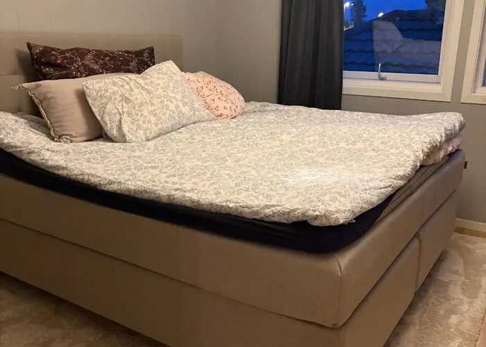 Soverom Med Enkelseng Pa Vakre Rum i privatbostad *